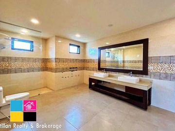 Brand-new House and Lot with Swimming Pool in Amara Liloan Cebu