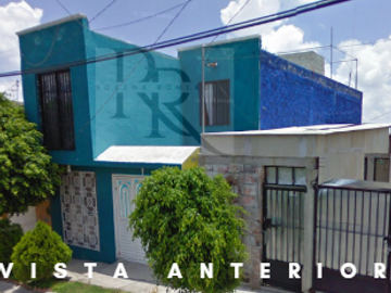 CASA EN VENTA EN VILLAS DE SANTIAGO QUERETARO