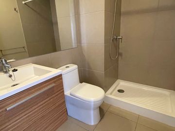 SE VENDE EXCELENTE DEPARTAMENTO FRENTE A LA UNIVERSIDAD SANTA MARÍA DE PASO HONDO, LÍMITE ENTRE QUILPUÉ Y VIÑA DEL MAR!