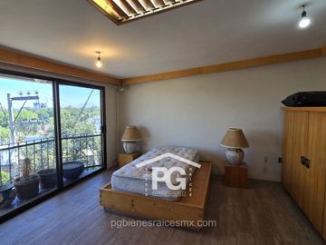 Santa María Tepepan Casa CH en Venta