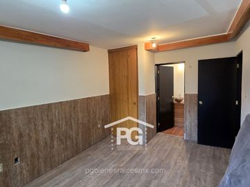 Santa María Tepepan Casa CH en Venta