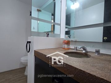 Santa María Tepepan Casa CH en Venta