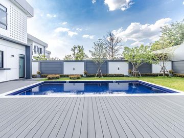 4-bedroom luxury pool villa near Chiang Mai city, Ban Waen Subdistrict, Hang Dong District, spacious area, convenient transportation