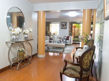 ¡VENTA AMPLIO DEPARTAMENTO 1ER PISO EN CHACARILLA SURCO!