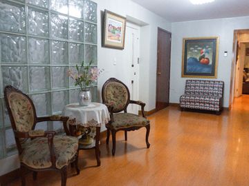 ¡VENTA AMPLIO DEPARTAMENTO 1ER PISO EN CHACARILLA SURCO!