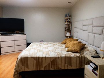 ¡VENTA AMPLIO DEPARTAMENTO 1ER PISO EN CHACARILLA SURCO!