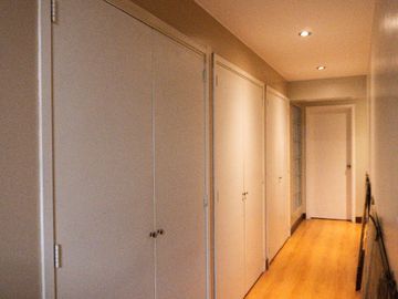 ¡VENTA AMPLIO DEPARTAMENTO 1ER PISO EN CHACARILLA SURCO!