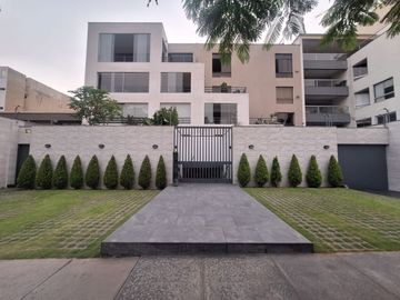 ¡VENTA AMPLIO DEPARTAMENTO 1ER PISO EN CHACARILLA SURCO!