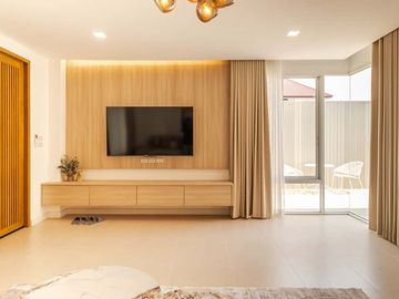 For sale 2-storey pool villa, 4 bedrooms, 5 bathrooms in the World Club Land Village project, near Meritton International School, Lanna International