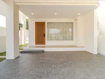 For sale 2-storey pool villa, 4 bedrooms, 5 bathrooms in the World Club Land Village project, near Meritton International School, Lanna International