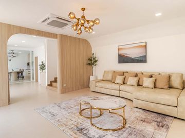 For sale 2-storey pool villa, 4 bedrooms, 5 bathrooms in the World Club Land Village project, near Meritton International School, Lanna International