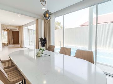 For sale 2-storey pool villa, 4 bedrooms, 5 bathrooms in the World Club Land Village project, near Meritton International School, Lanna International