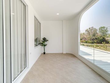 For sale 2-storey pool villa, 4 bedrooms, 5 bathrooms in the World Club Land Village project, near Meritton International School, Lanna International