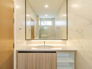 For sale 2-storey pool villa, 4 bedrooms, 5 bathrooms in the World Club Land Village project, near Meritton International School, Lanna International