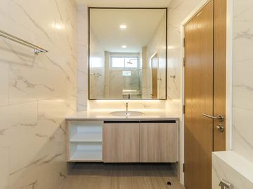 For sale 2-storey pool villa, 4 bedrooms, 5 bathrooms in the World Club Land Village project, near Meritton International School, Lanna International