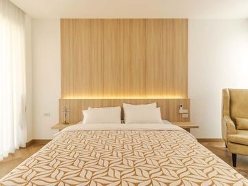 For sale 2-storey pool villa, 4 bedrooms, 5 bathrooms in the World Club Land Village project, near Meritton International School, Lanna International