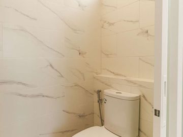 For sale 2-storey pool villa, 4 bedrooms, 5 bathrooms in the World Club Land Village project, near Meritton International School, Lanna International