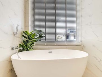 For sale 2-storey pool villa, 4 bedrooms, 5 bathrooms in the World Club Land Village project, near Meritton International School, Lanna International