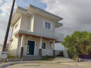 Moondrift Manor (3 Bedroom) Unit in The Enclaves Estates Iba, Zambales