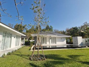 Luxury 5-Bedroom Pool Villa in a Prime Location Near International Schools in Chiang Mai