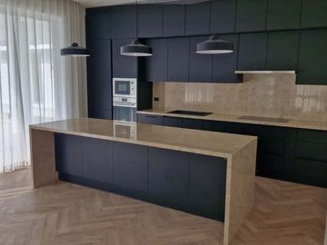 Luxury 5-Bedroom Pool Villa in a Prime Location Near International Schools in Chiang Mai