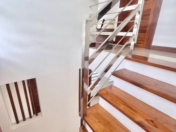 Newly Renovated 3-Bedroom House and Lot for Sale in Avida Village – Move-in Ready!