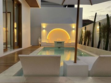 Stunning 3-Bedroom Villa with Garuda Wisnu Kencana Views in Ungasan Bali for Sale
