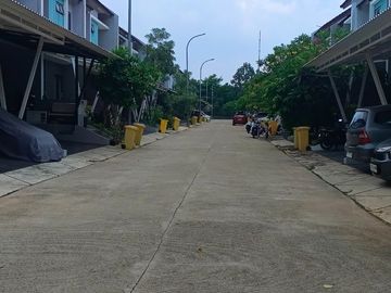 Rumah mewah dekat dengan akses toll Di Cibubur DP 10 Juta