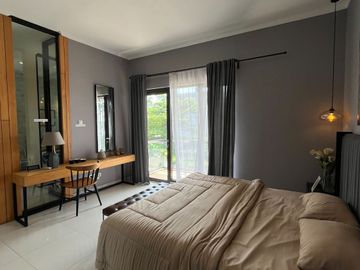 Rumah mewah dekat dengan akses toll Di Cibubur DP 10 Juta