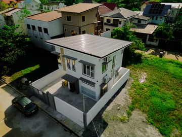 Medium Sized Home in Subic, Zambales near Beaches