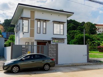 Medium Sized Home in Subic, Zambales near Beaches