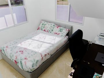 Medium Sized Home in Subic, Zambales near Beaches