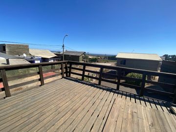 Casa Mariscadero con vista al mar, Pelluhue