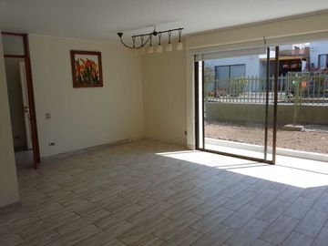 En venta Casa Estilo Mediterráneo. Condominio Mares del Sur. Iquique