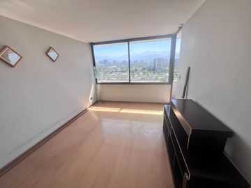 Acogedor Depto A 10 Min De Metro, Vista Despejada Piso 15