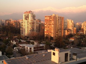 Acogedor Depto A 10 Min De Metro, Vista Despejada Piso 15