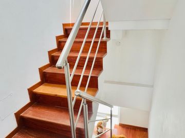 HERMOSÍSIMO TRIPLEX SUPER BIEN DISTRIBUÍDO