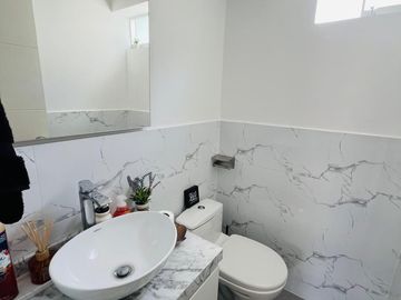 HERMOSÍSIMO TRIPLEX SUPER BIEN DISTRIBUÍDO