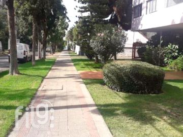 VENDO CASA/OFICINA 4D/4B ÑUÑOA