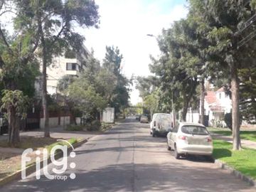 VENDO CASA/OFICINA 4D/4B ÑUÑOA