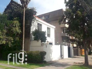 VENDO CASA/OFICINA 4D/4B ÑUÑOA