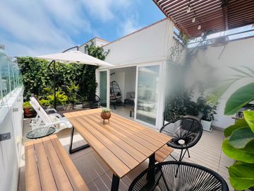 HERMOSÍSIMO TRIPLEX SUPER BIEN DISTRIBUÍDO