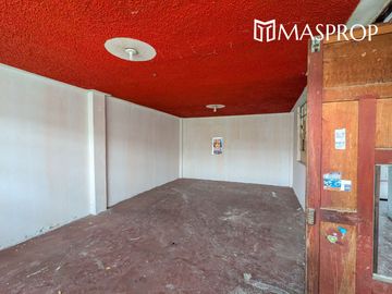 🏡 VENTA DE CASA COMO TERRENO – OPORTUNIDAD ÚNICA EN CENTRO DE LEGUIA