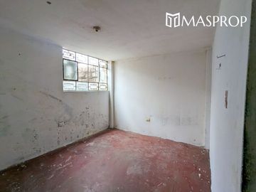 🏡 VENTA DE CASA COMO TERRENO – OPORTUNIDAD ÚNICA EN CENTRO DE LEGUIA