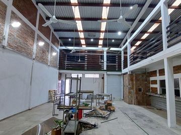 SE VENDE PROPIEDAD COMERCIAL EN 6 NORTE PONIENTE IDEAL PARA RESTAURANTE, OFICINA, BODEGA