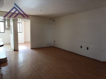 CASA EN VENTA A UN COSTADO DE WALMART DE CARR 57