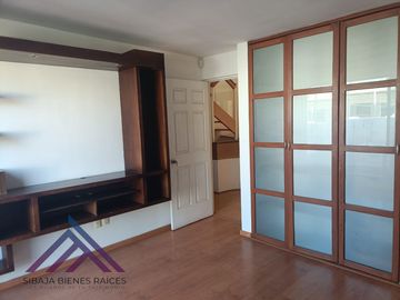 CASA EN VENTA A UN COSTADO DE WALMART DE CARR 57