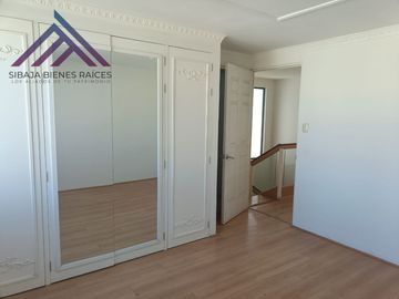 CASA EN VENTA A UN COSTADO DE WALMART DE CARR 57
