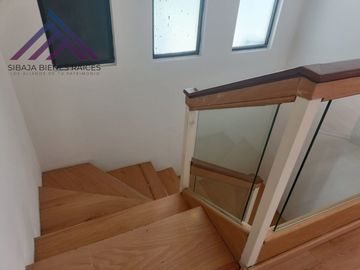 CASA EN VENTA A UN COSTADO DE WALMART DE CARR 57