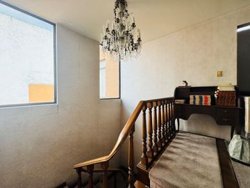 Casa en Venta en Toluca Centro, ideal para remodelar con uso de suelo comercial.